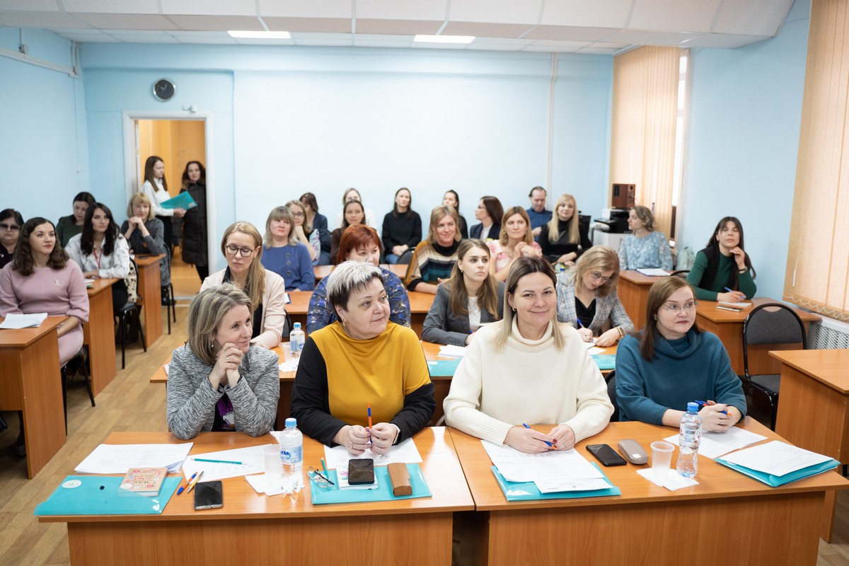 Участники Городского конкурса «Воспитатель года» представили свой  профессиональный опыт | НИОС