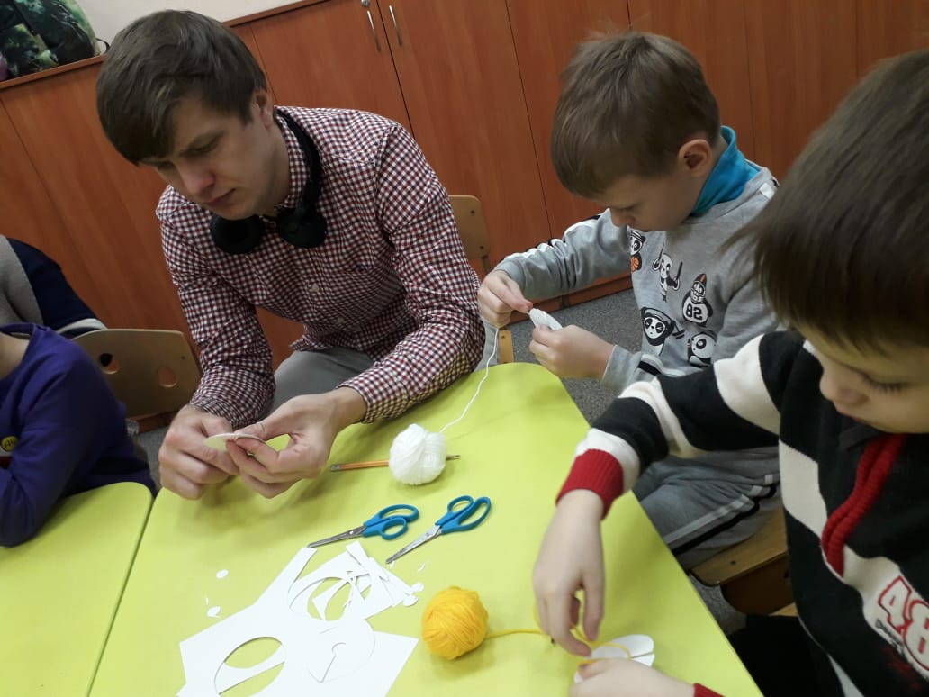 Мастер-класс «Подарок для елочки» в ЦРТДиЮ «Заельцовский» | НИОС